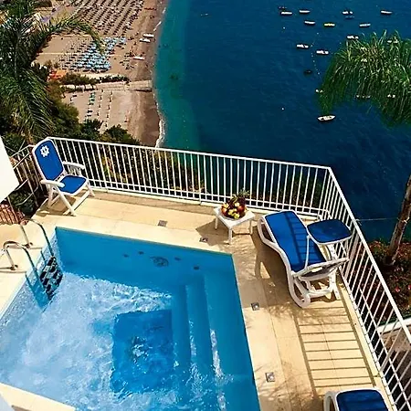 Voce Del Mare Hotel 4*